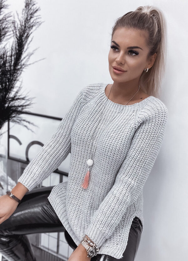 SWETER PLECIONY Z WISIORKIEM GREY-497805