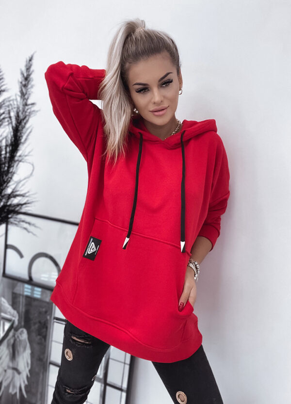 DŁUGA BLUZA Z KAPTUREM RED-498449