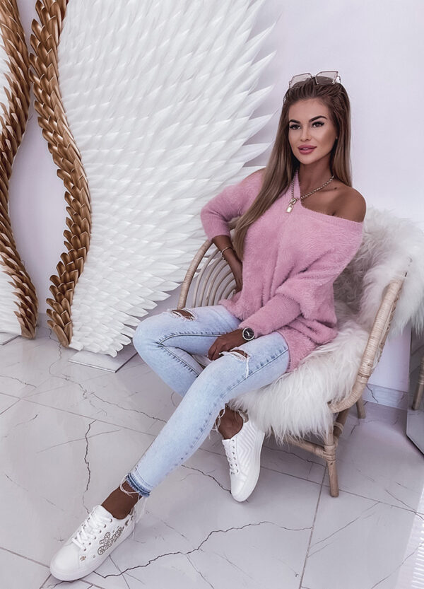 ASYMETRYCZNY SWETER ANGORA PINK-563833