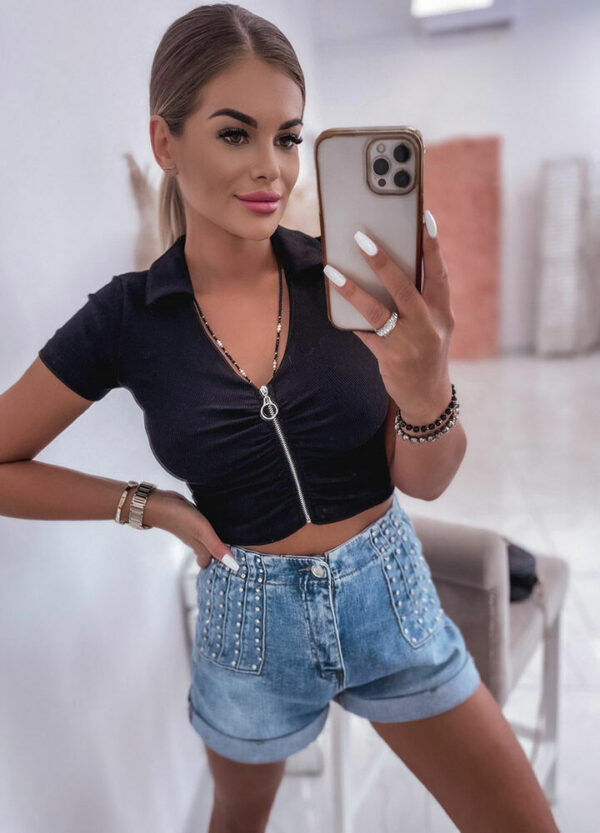 PRĄŻKOWANA BLUZKA CROP TOP Z ZAMKIEM-621847