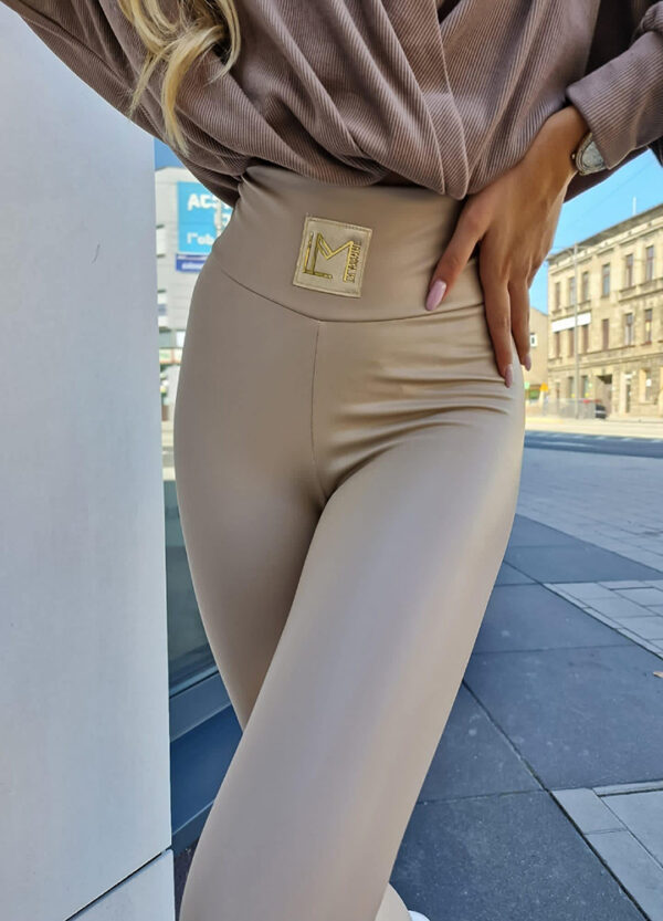 LA MONNE / LEGGINSY Z EKOSKÓRY BEIGE-641820