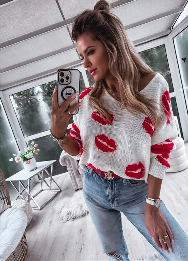 SWETER Z NADRUKIEM LIPS-662664