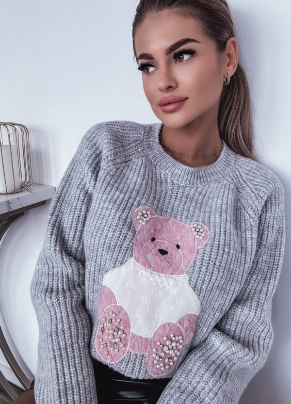 SWETER Z NADRUKIEM BEAR