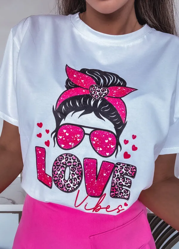 T-SHIRT GIRLS LOVE