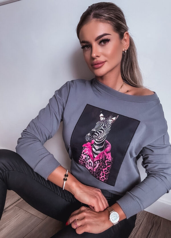 BAWEŁNIANA BLUZA Z NADRUKIEM ZEBRA