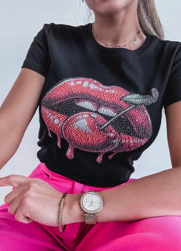 T-SHIRT Z CEKINAMI LIPS CHERRY