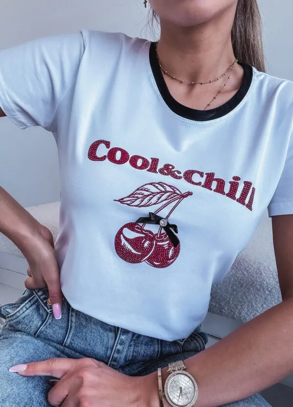 T-SHIRT Z CEKINAMI CHILL