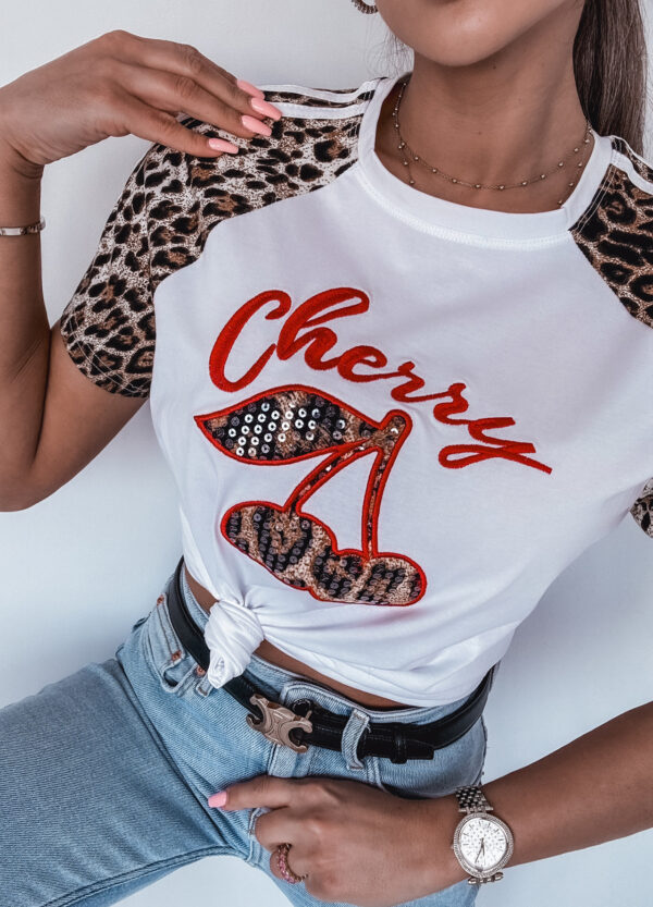 T-SHIRT Z NADRUKIEM CHERRY