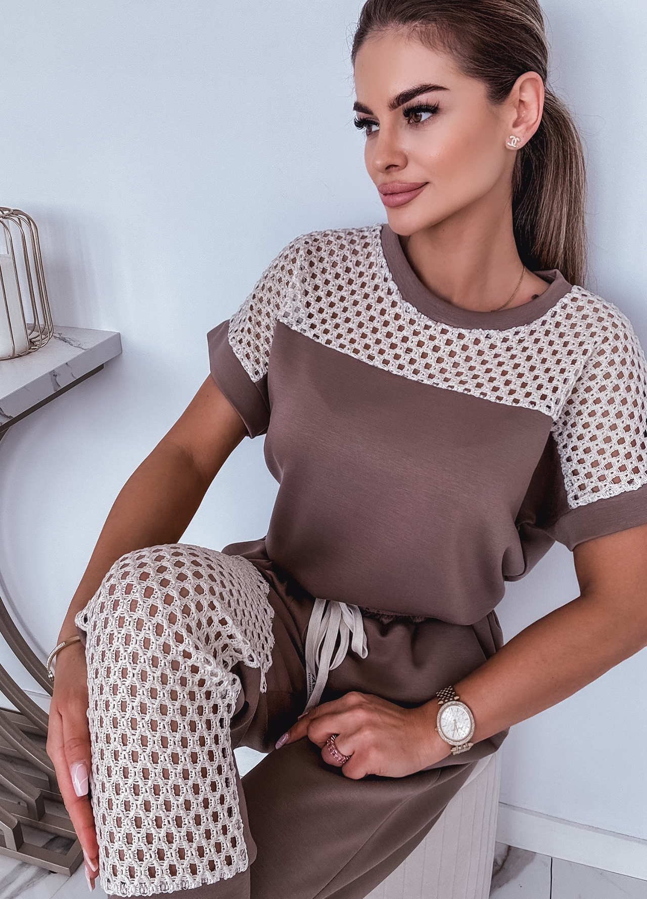 KOMPLET DRESOWY Z AŻUREM MOCCA