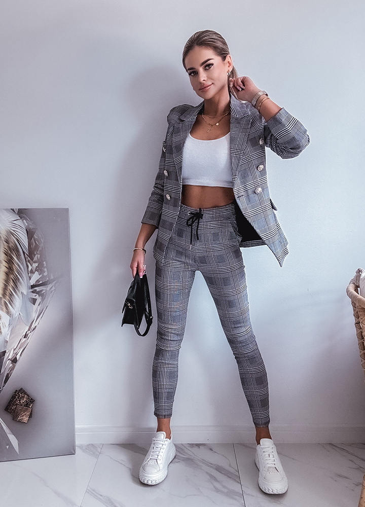 KOMPLET W KRATKĘ MARYNARKA + SPODNIE